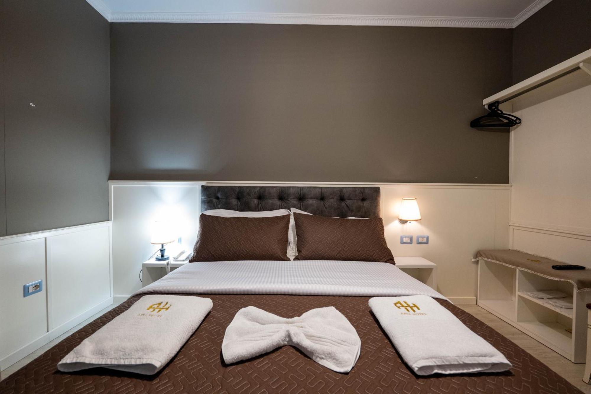 Hotel Aria ティラナ エクステリア 写真